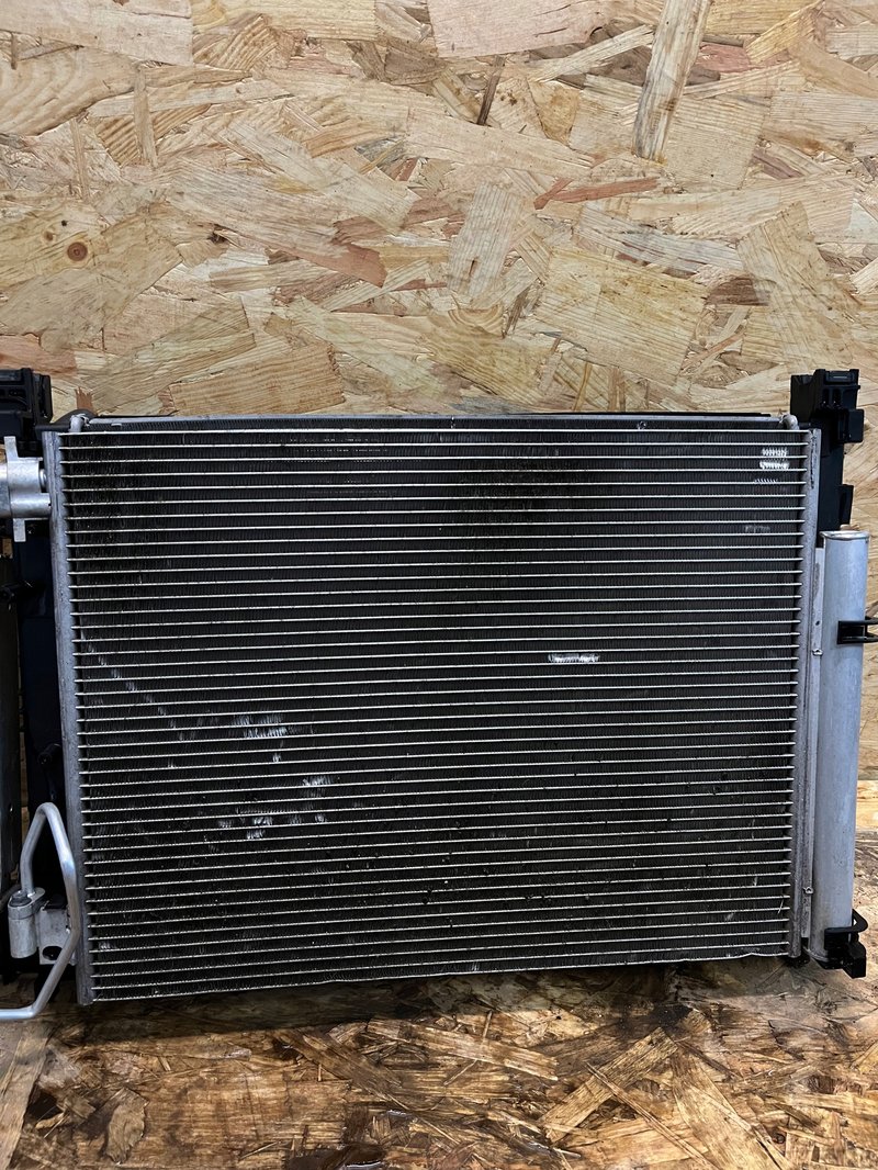 Miniatura produktu RENAULT CAPTUR 921006843R-A 1.2 TCE CHŁODNICE KOMPLET CHŁODNIC WODY KLIMY