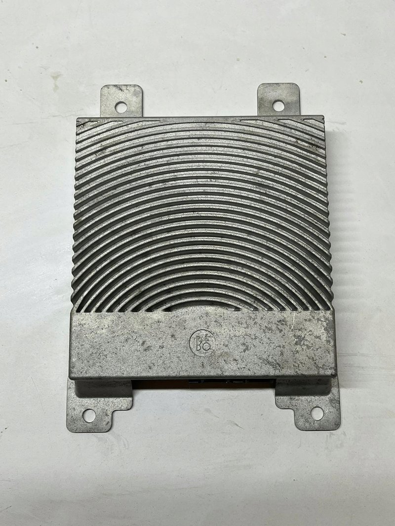 WZMACNIACZ RADIA FORD FOCUS MK4 JX7T-18B849-AJ