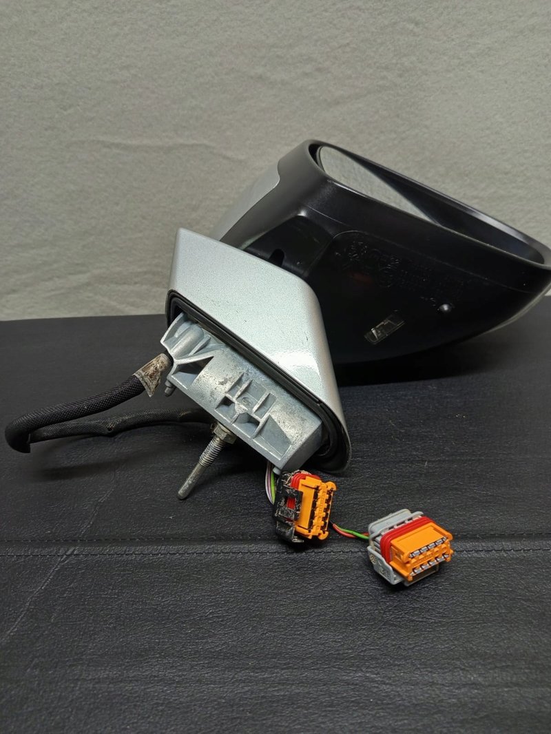 Miniatura produktu PEUGEOT 508 I LUSTERKO PRZOD PRZEDNIE PRAWE 10 + 2 PIN