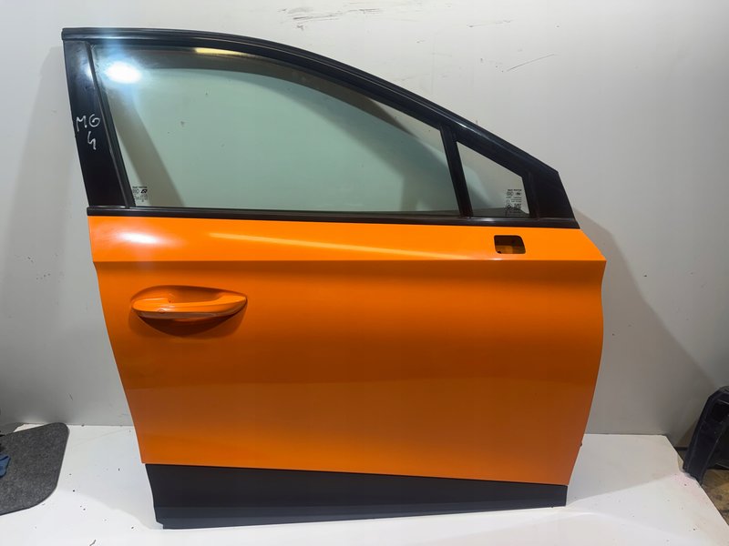 MG4 MG 4 DRZWI PRZEDNIE PRAWE PRAWY PRZÓD