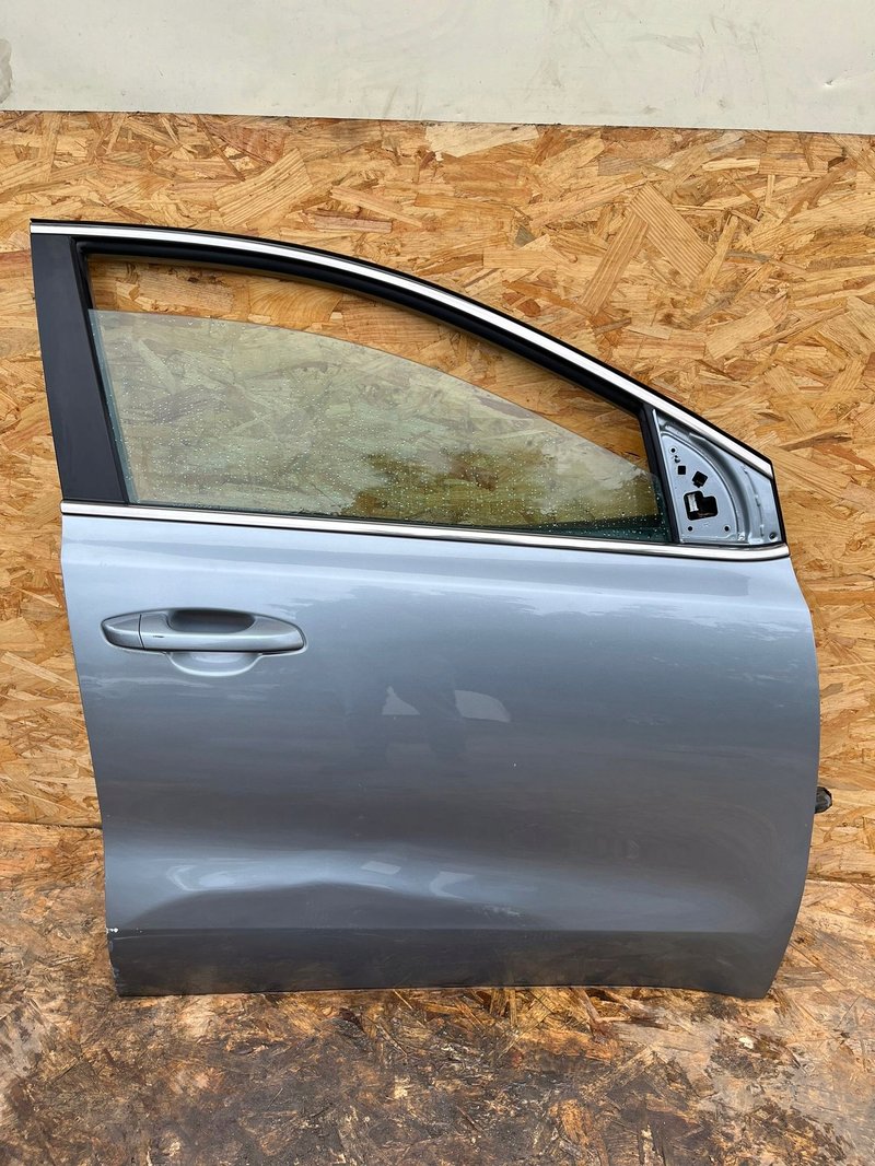 KIA SPORTAGE IV drzwi przednie prawe prawy przód