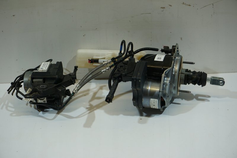 TESLA MODEL 3 SERWO HAMULCA POMPA ABS 1344671-50-A