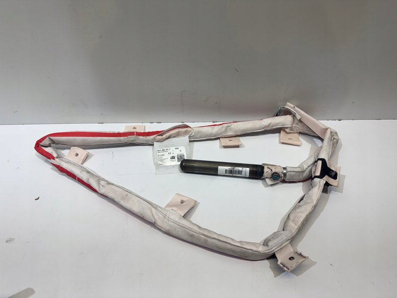 PORSCHE TAYCAN 9J1880741F KURTYNA LEWA