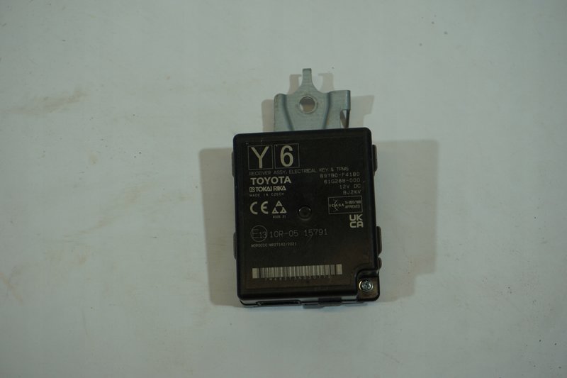 TOYOTA C-HR II WZMACNIACZ MODUŁ ANTENA 897B0-F4180