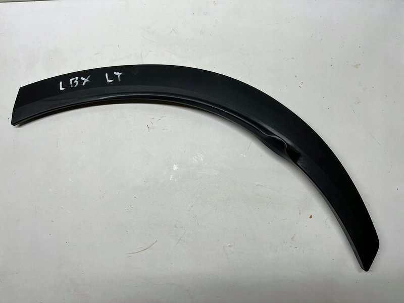 LISTWA BŁOTNIKA LEWY TYŁ LEXUS LBX 75606-52100