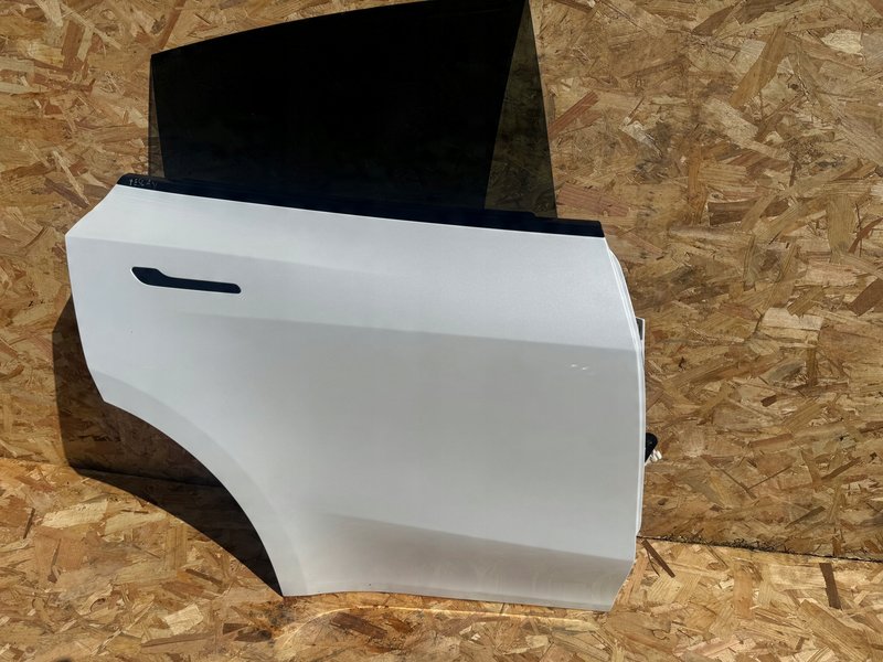 Miniatura produktu TESLA MODEL Y DRZWI TYLNE PRAWE PRAWY TYŁ