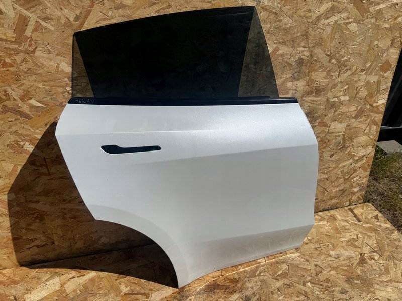 Miniatura produktu TESLA MODEL Y DRZWI TYLNE PRAWE PRAWY TYŁ