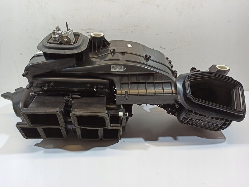 MERCEDES A W177 NAGRZEWNICA A2478308602