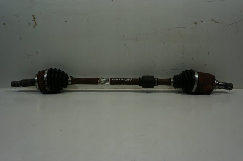 NISSAN QASHQAI III J12 PÓŁOŚ PRAWA 10505175