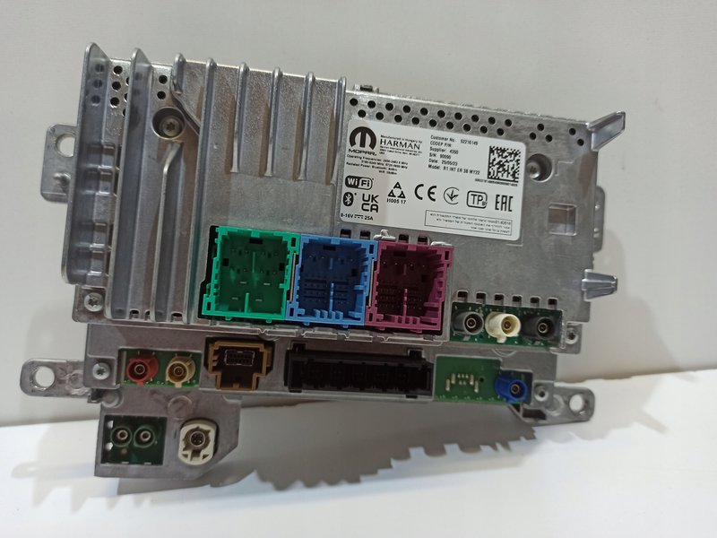 RADIO NAWIGACJA MODUŁ CENTRALKA JEEP COMPASS 23r HARMAN 52216149
