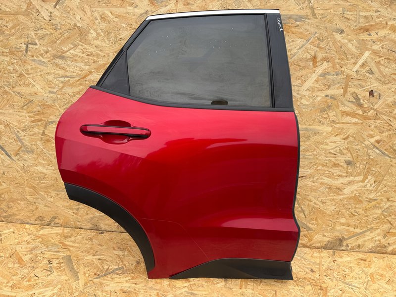 LEXUS LBX DRZWI TYLNIE PRAWE PRAWY TYŁ