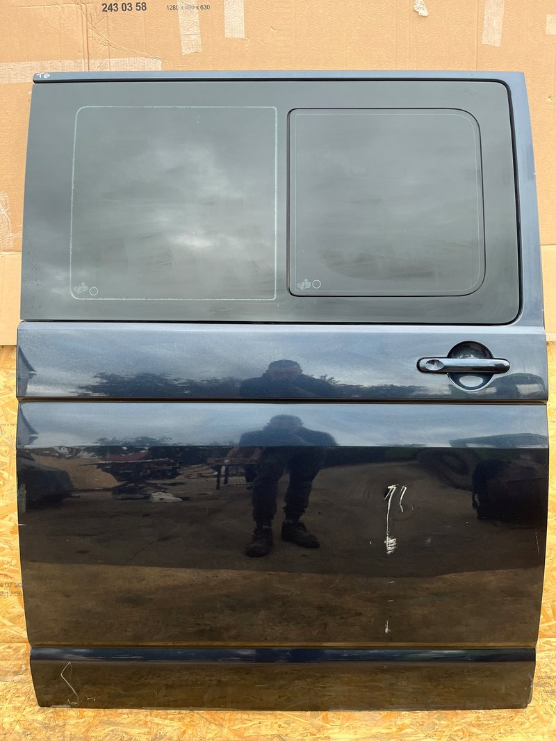 VW T6 DRZWI TYLNIE PRAWE PRAWY TYŁ BOCZNE