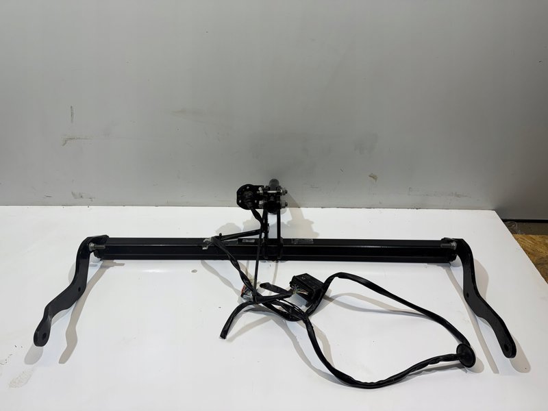 DACIA DUSTER III HAK HOLOWNICZY BELKA