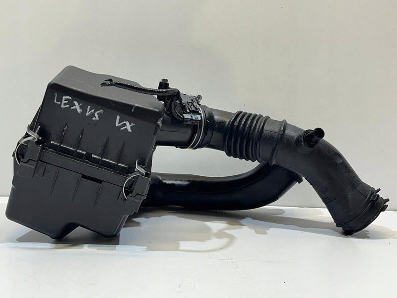 Obudowa filtra LEXUS UX 17812-24020