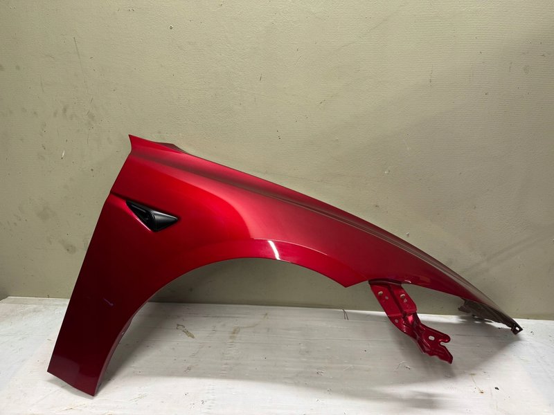 TESLA MODEL 3 BŁOTNIK PRAWY KAMERKA KIERUNKOWSKAZ