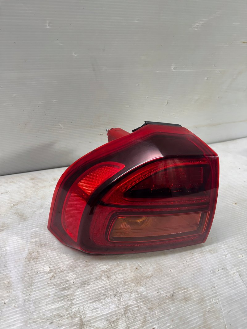 Miniatura produktu Kia Niro I Lift LAMPA TYLNA lewa lewy TYŁ